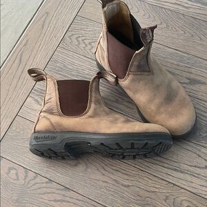 Blundstone Tan Leather Ankle Boots